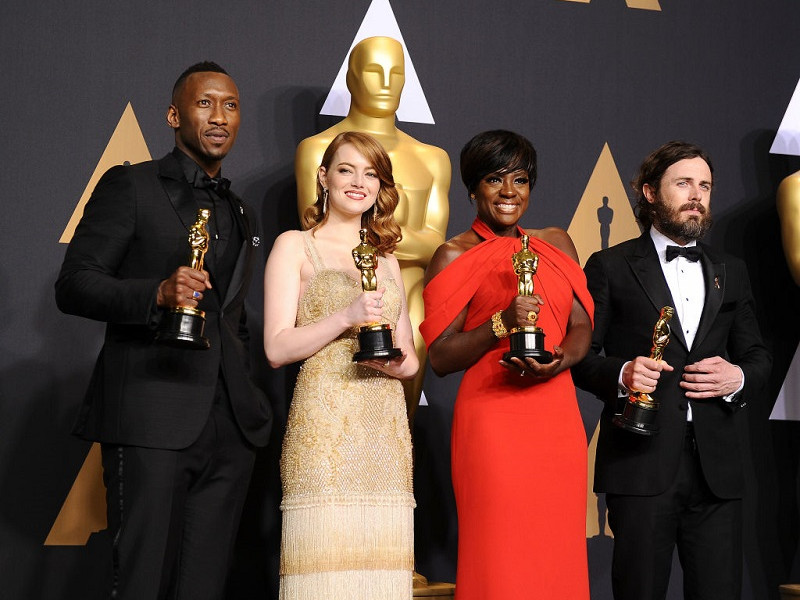 A 89-a ediţie a Oscarurilor intră în istorie pentru o gafă monumentală