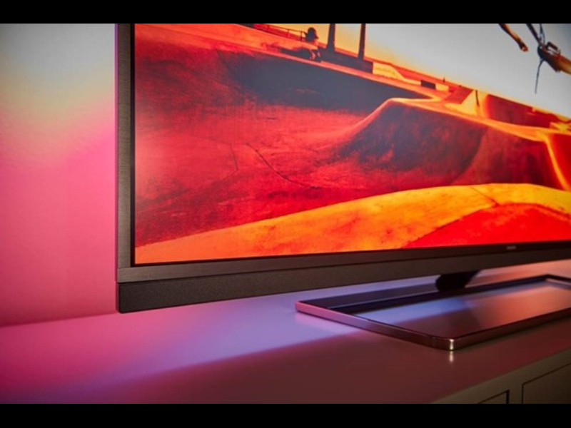Atractiv, fiabil și subțire, Black Star este vârful noii game Philips TV Atractiv, fiabil și subțire, Black Star este vârful noii game Philips TV