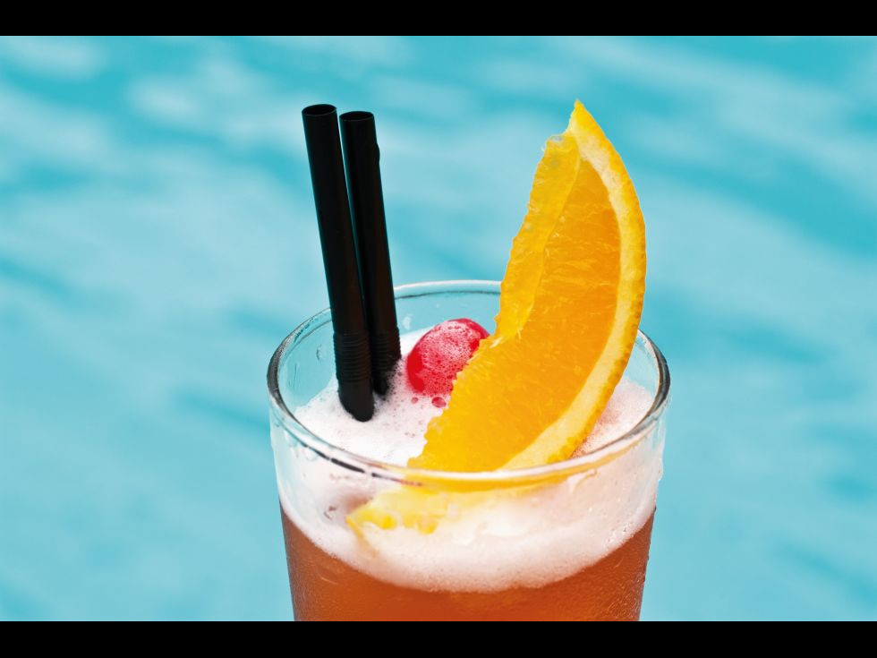 Aperitivele cu fructe, mentă și spumant fac minuni cu starea de spirit