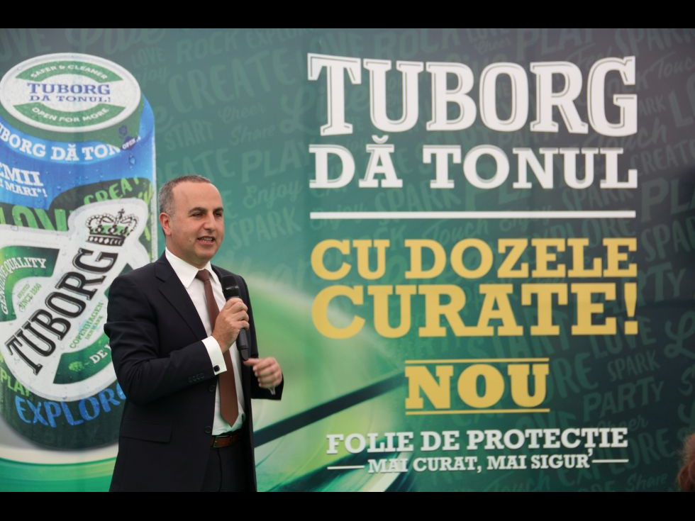 Tuborg dă tonul cu dozele curate! Tuborg dă tonul cu dozele curate!