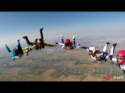 TNT Brothers îți lansează provocarea de a spune DA unei noi aventuri TNT Brothers îți lansează provocarea de a spune DA unei noi aventuri