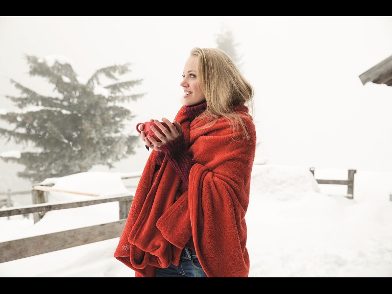 Pătura roșie și minunile cosmetice ale toamnei Pătura roșie și minunile cosmetice ale toamnei