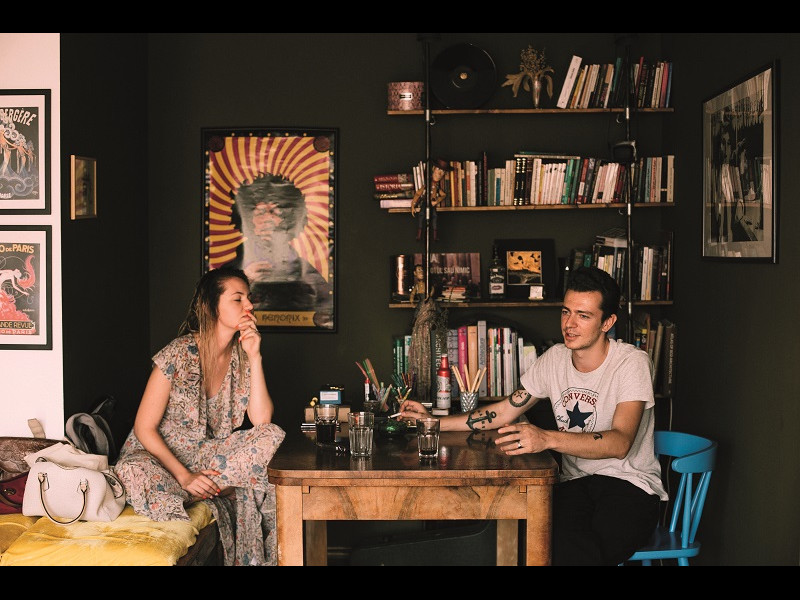 Jean şi Bianca - Modern Love Story Jean şi Bianca - Modern Love Story