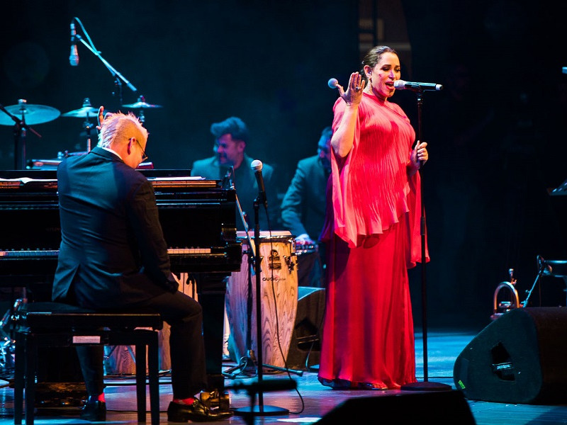 Peste 6.000 de spectatori la concertele Pink Martini Peste 6.000 de spectatori la concertele Pink Martini