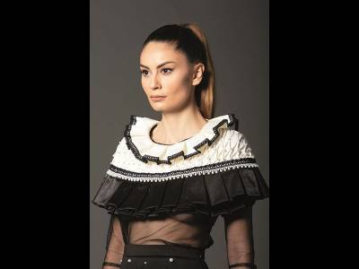 Reinterpretarea iilor tradiţionale românești Reinterpretarea iilor tradiţionale românești