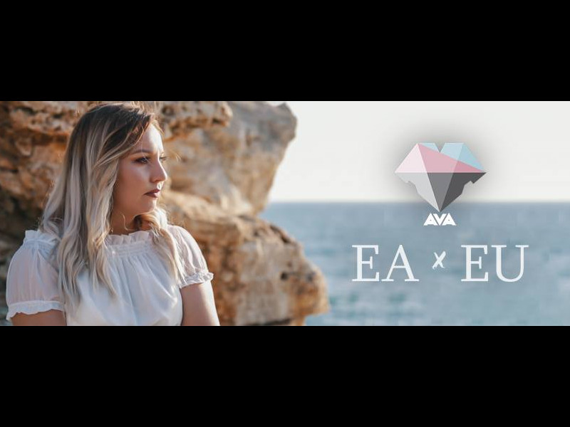 AVA Ea x Eu AVA Ea x Eu