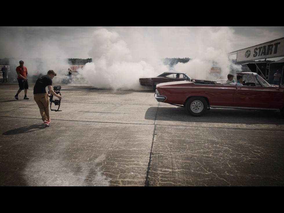 Colaborarea cu o casa de productie video va genera vizibilitate maxima brandului tau