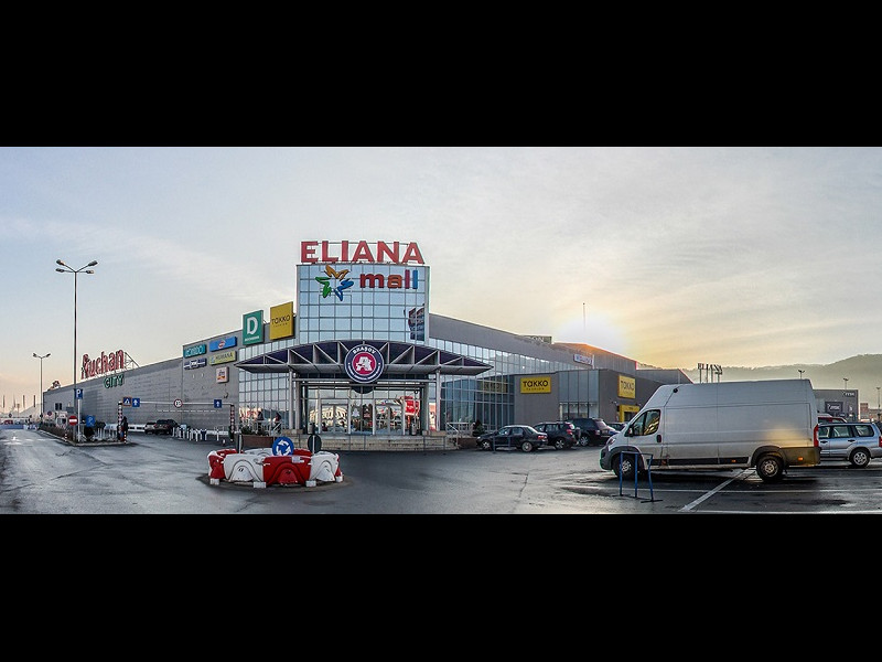 Eliana Mall