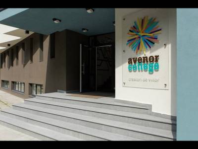 Avenor College